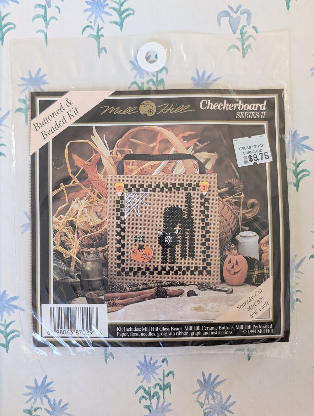 Mill Hill Checkerboard Series II Scaredy-Cat Cross Stitch Kit NEW Halloween DIY